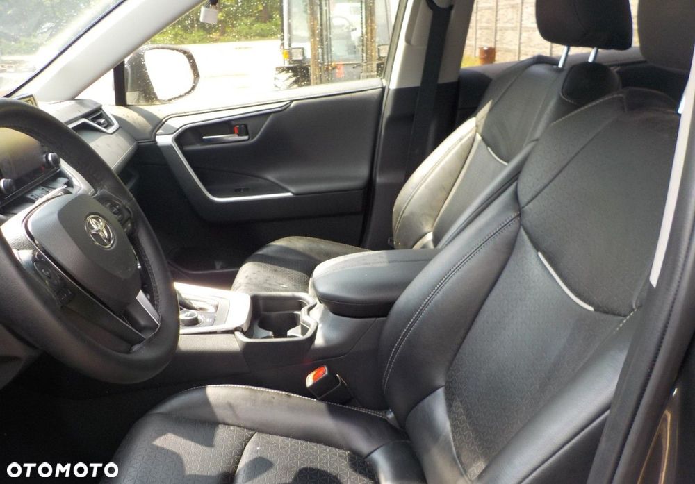 Toyota RAV4 - 19