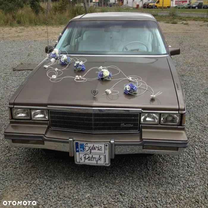 Cadillac Deville - 22
