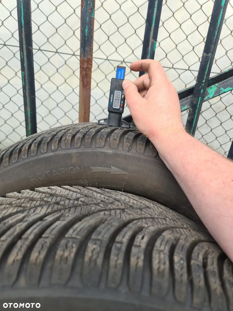 4szt. Opony zimowe BFGoodrich 215/55/17 98V 7mm dot 4324 - 8