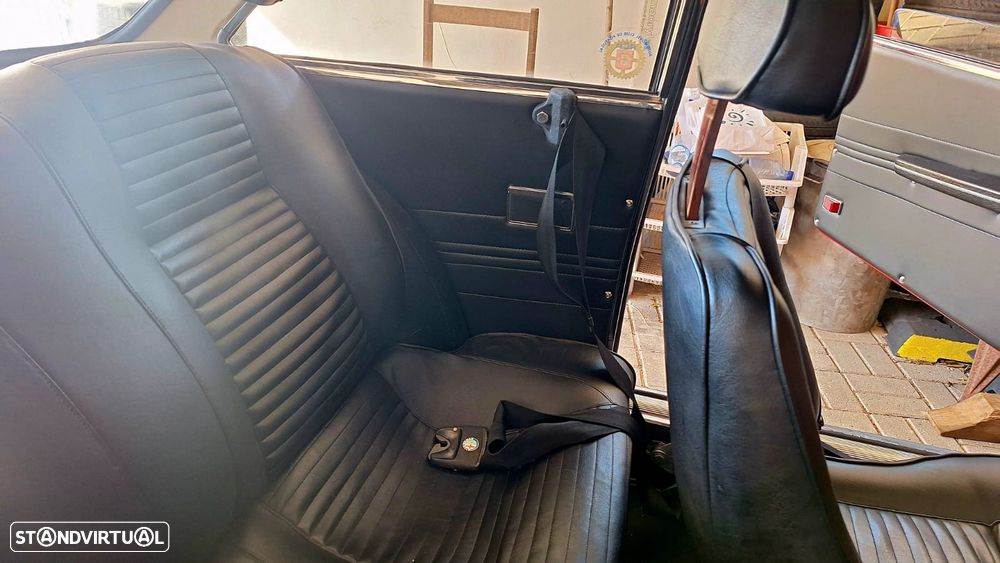 Alfa Romeo 2000 GTV - 18