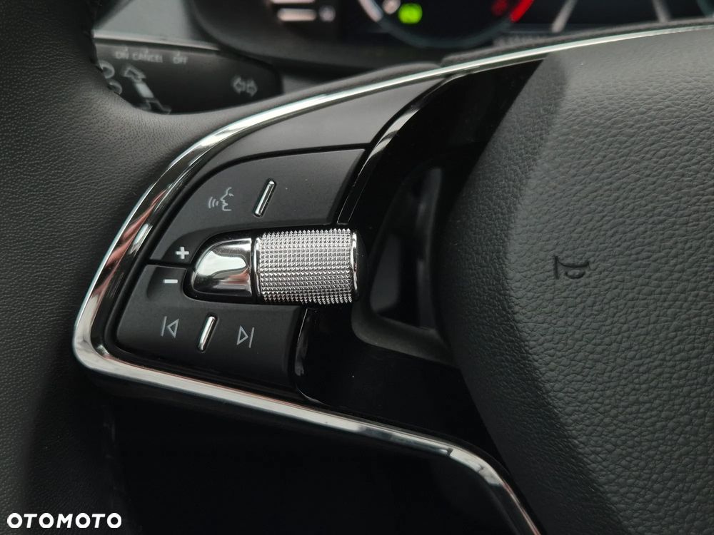 Skoda Scala 1.0 TSI Ambition DSG - 25