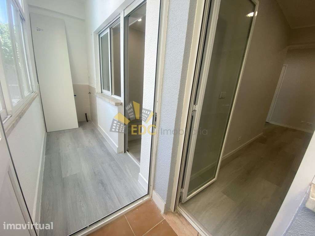 Apartamento T1 Remodelado em Zona Central da Amadora| Junto a Trans... - Grande imagem: 4/15