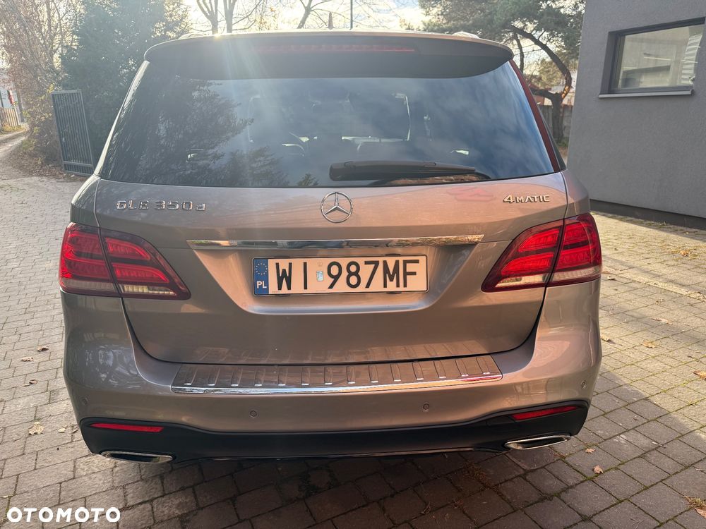 Mercedes-Benz GLE 350 d 4-Matic - 15