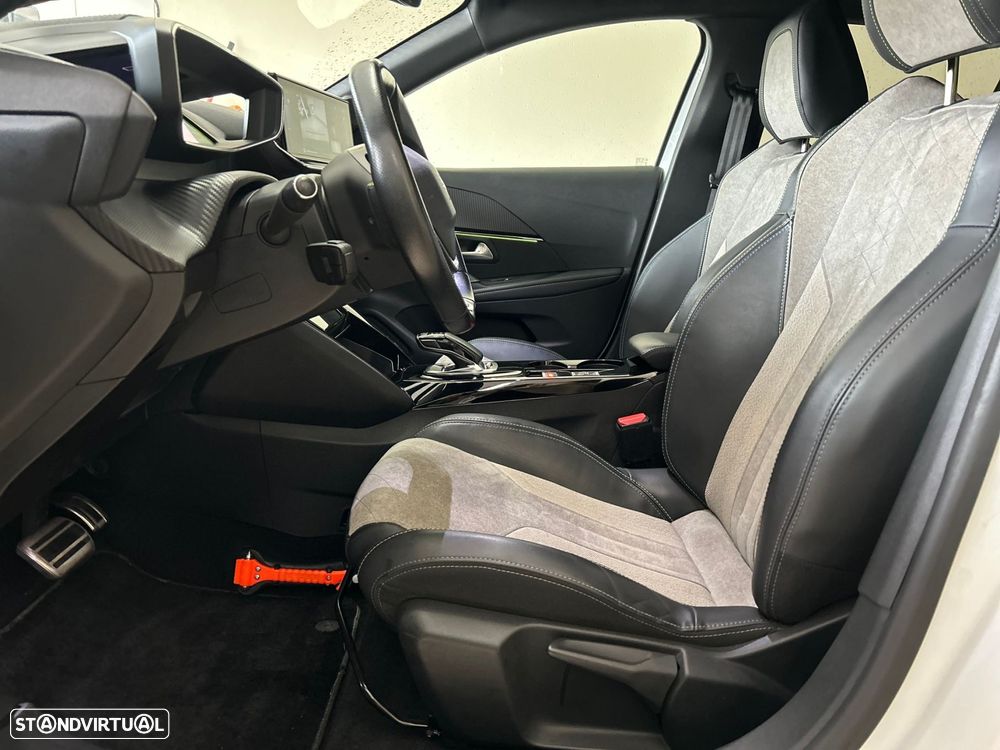 Peugeot e-208 50 kWh GT Pack - 32