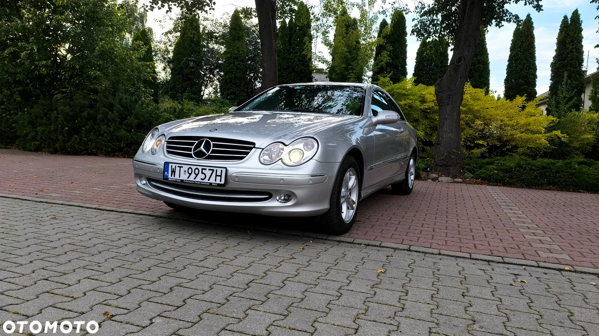 Mercedes-Benz CLK - 8