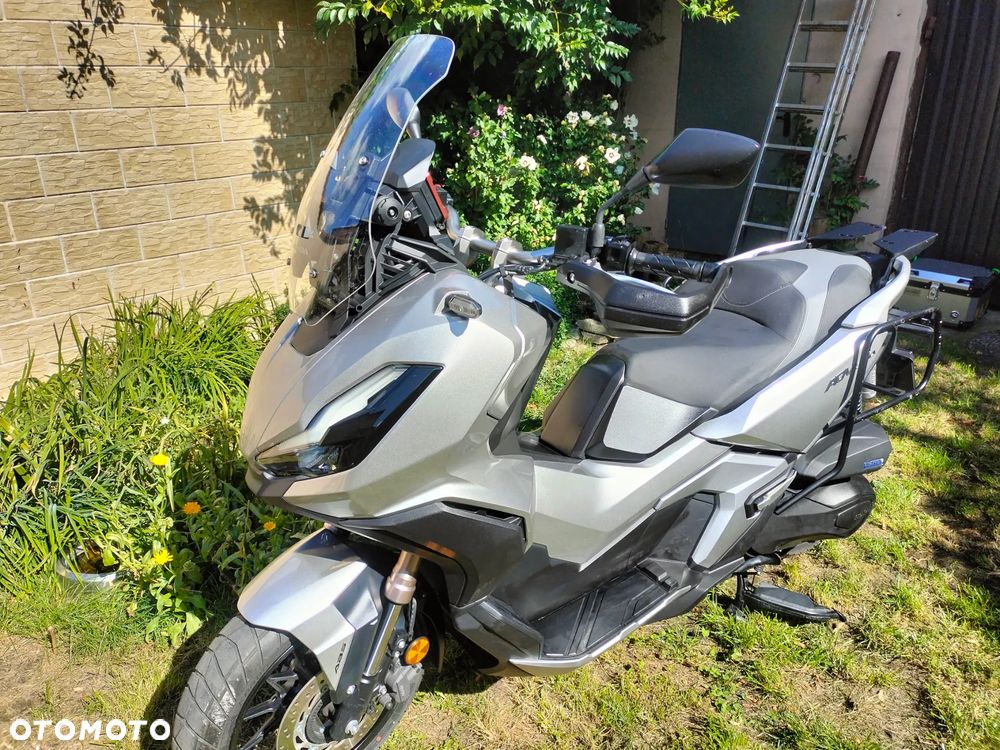 Honda ADV350 - 1
