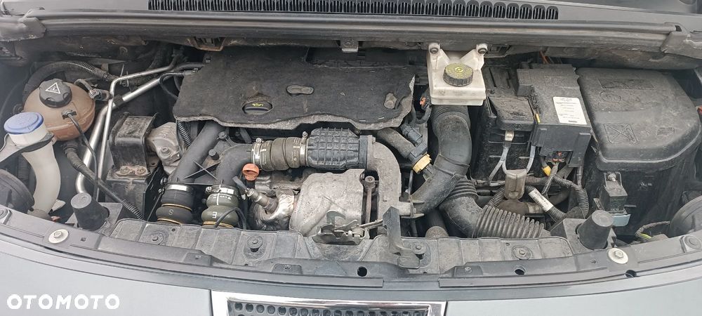Peugeot 3008 1.6 HDi Active - 9
