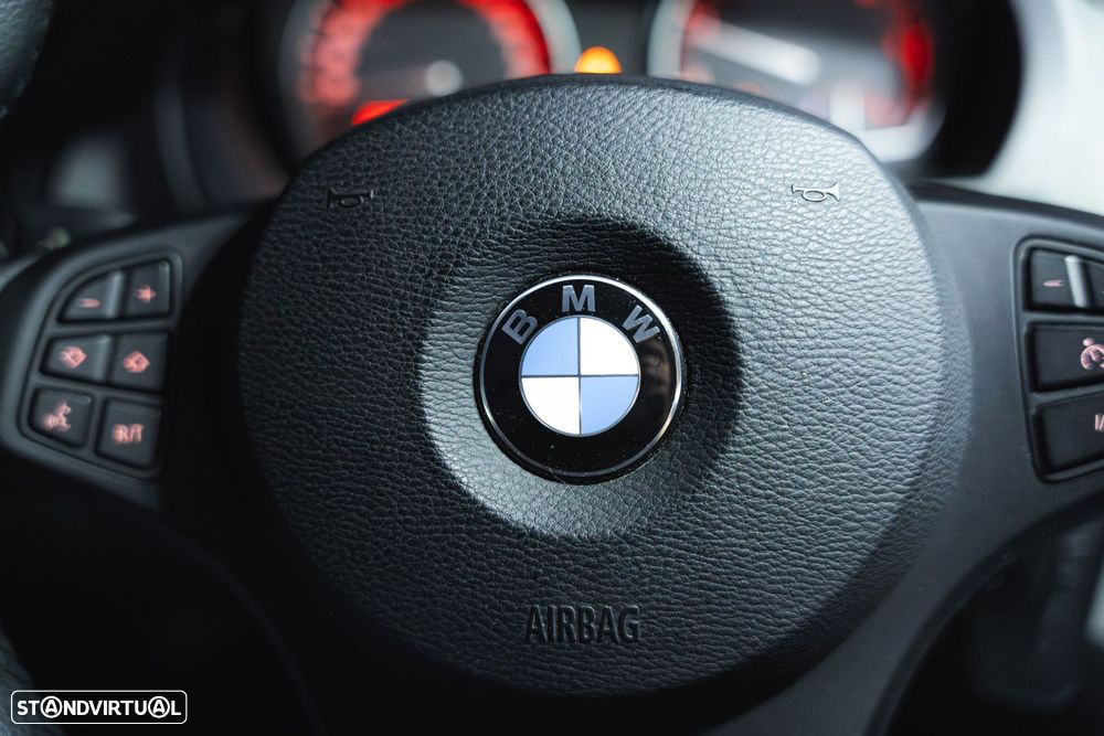 BMW X3 2.0 d - 23