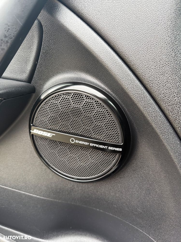 Renault Megane ENERGY dCi 110 Start & Stop Bose Edition - 25