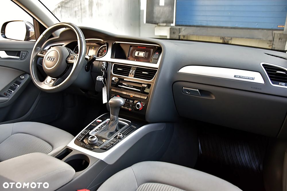Audi A4 Avant 2.0 TDI Quattro S tronic - 23