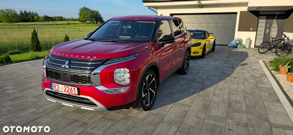 Mitsubishi Outlander - 16