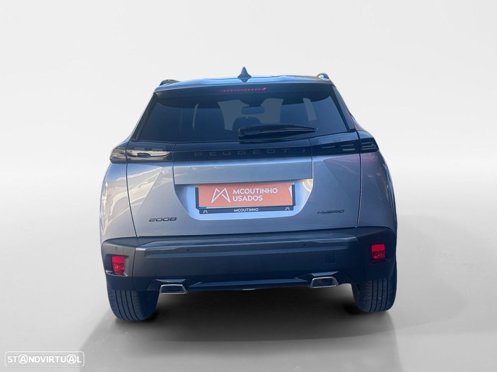 Peugeot 2008 - 4