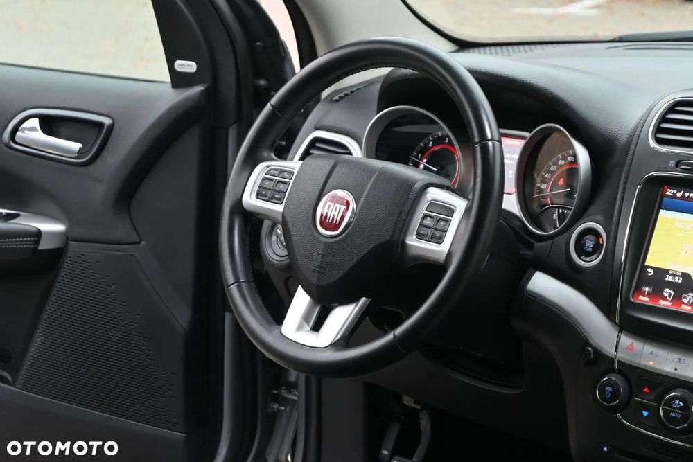 Fiat Freemont 2.0 Multijet 16V DPF Automatik Allrad Black Code - 35