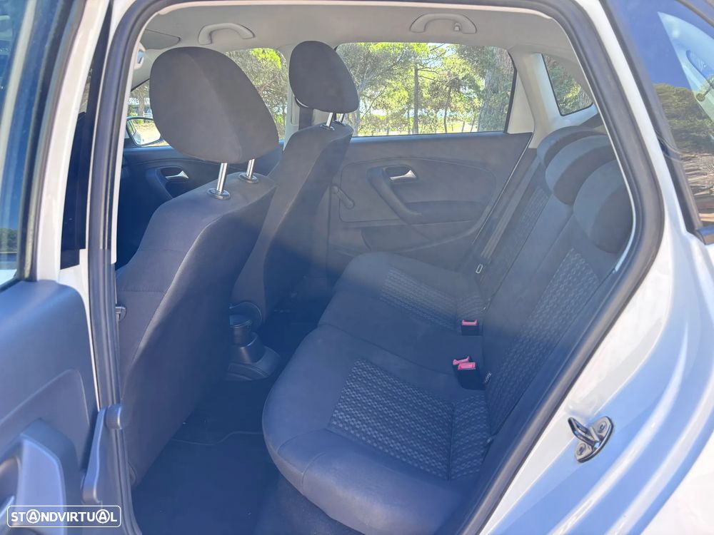 VW Polo 1.4 TDi Confortline - 14