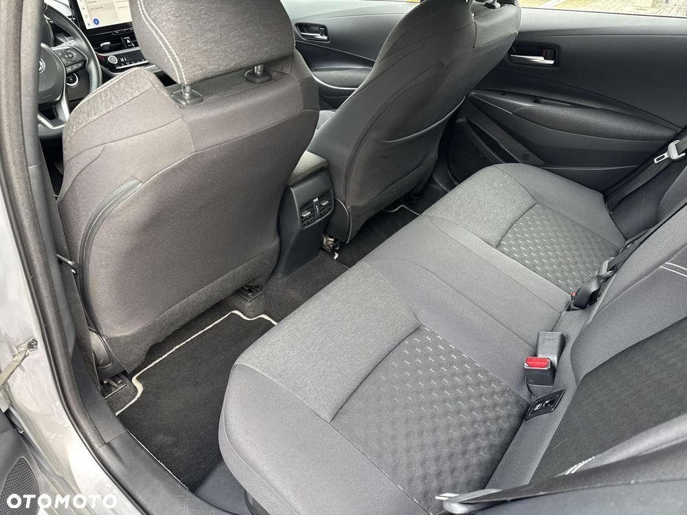 Toyota Corolla 1.8 Hybrid Comfort - 15