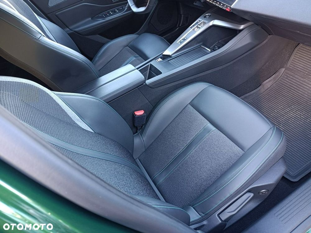 Peugeot 308 1.2 PureTech GPF Allure Pack S&S EAT8 - 21