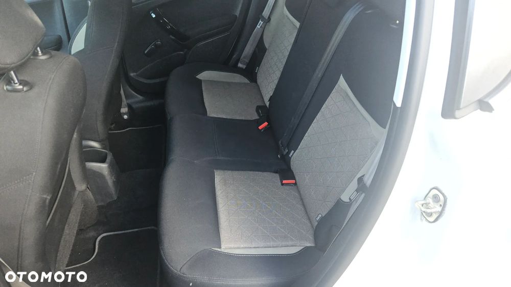 Peugeot 208 1.2 PureTech Active - 26