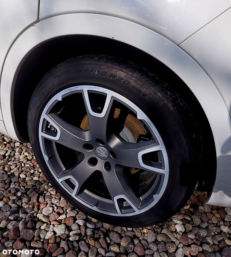 Maserati Levante Modena S - 28