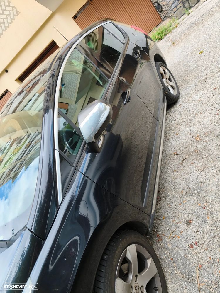 Peugeot 3008 1.6 HDi Executive - 1