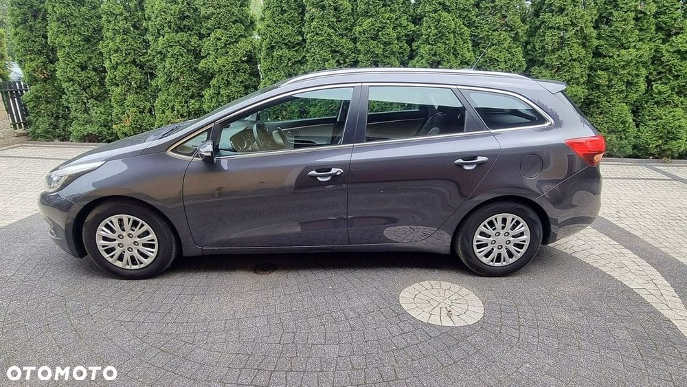 Kia Ceed - 6