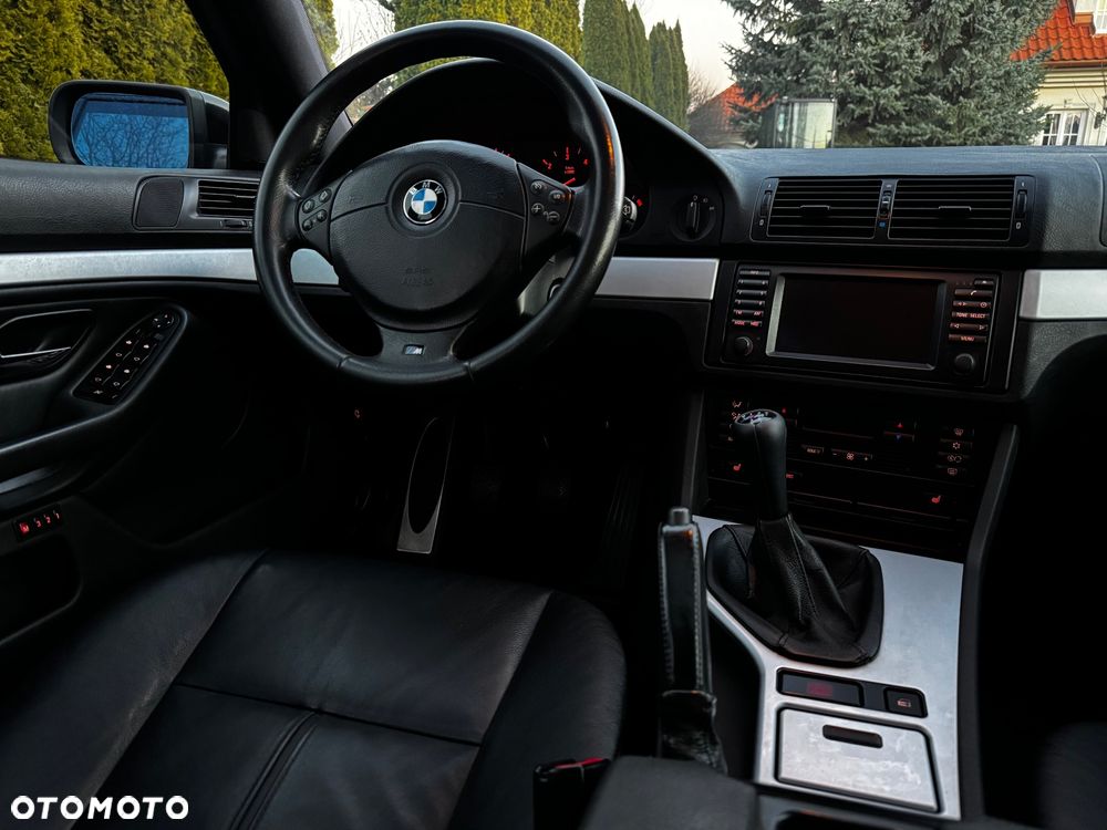 BMW Seria 5 530d Touring Edition Sport - 27