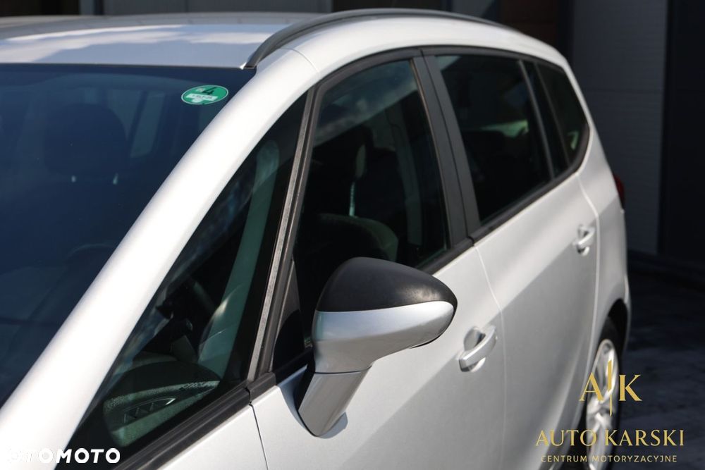 Opel Zafira - 15