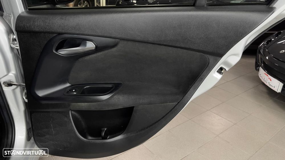 Fiat Tipo Station Wagon 1.3 MultiJet Business Edition - 12