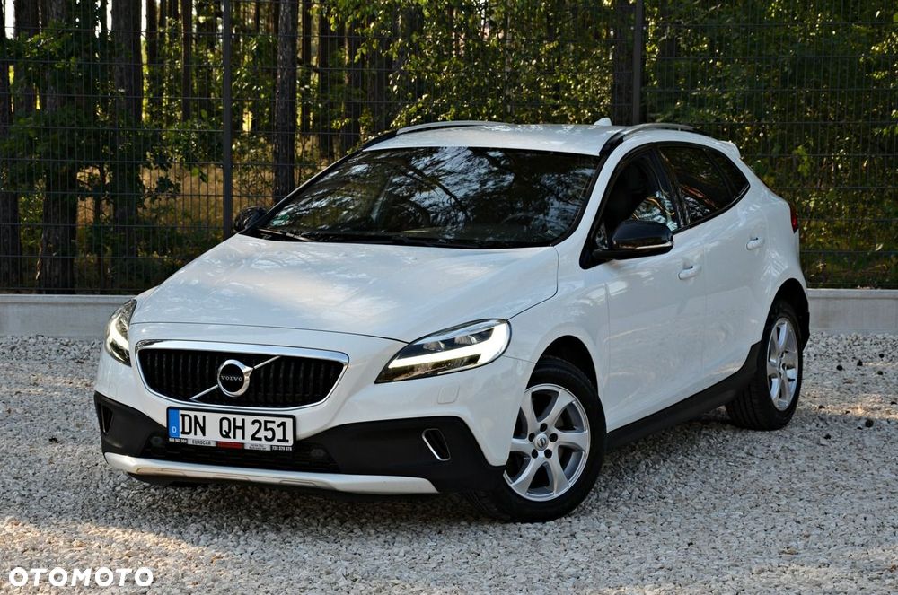 Volvo V40 Cross Country T3 Drive-E Summum - 11