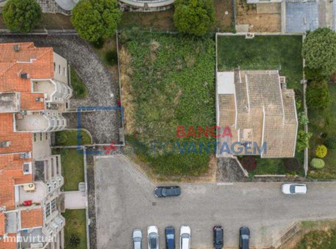 Terreno Urbano para Construção  Excelente Localização em Serzedo - Grande imagem: 2/7