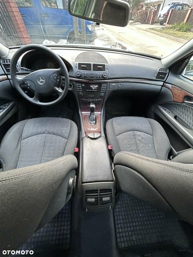 Mercedes-Benz Klasa E - 11