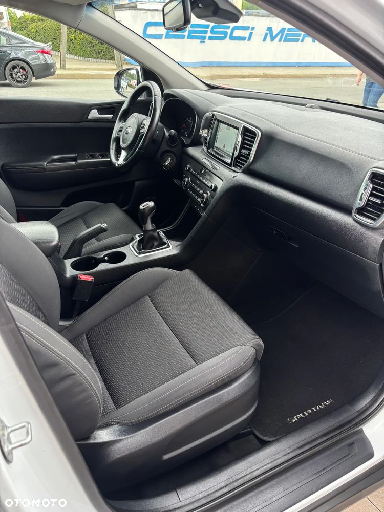Kia Sportage 2.0 CRDI 4WD Dream-Team Edition - 16