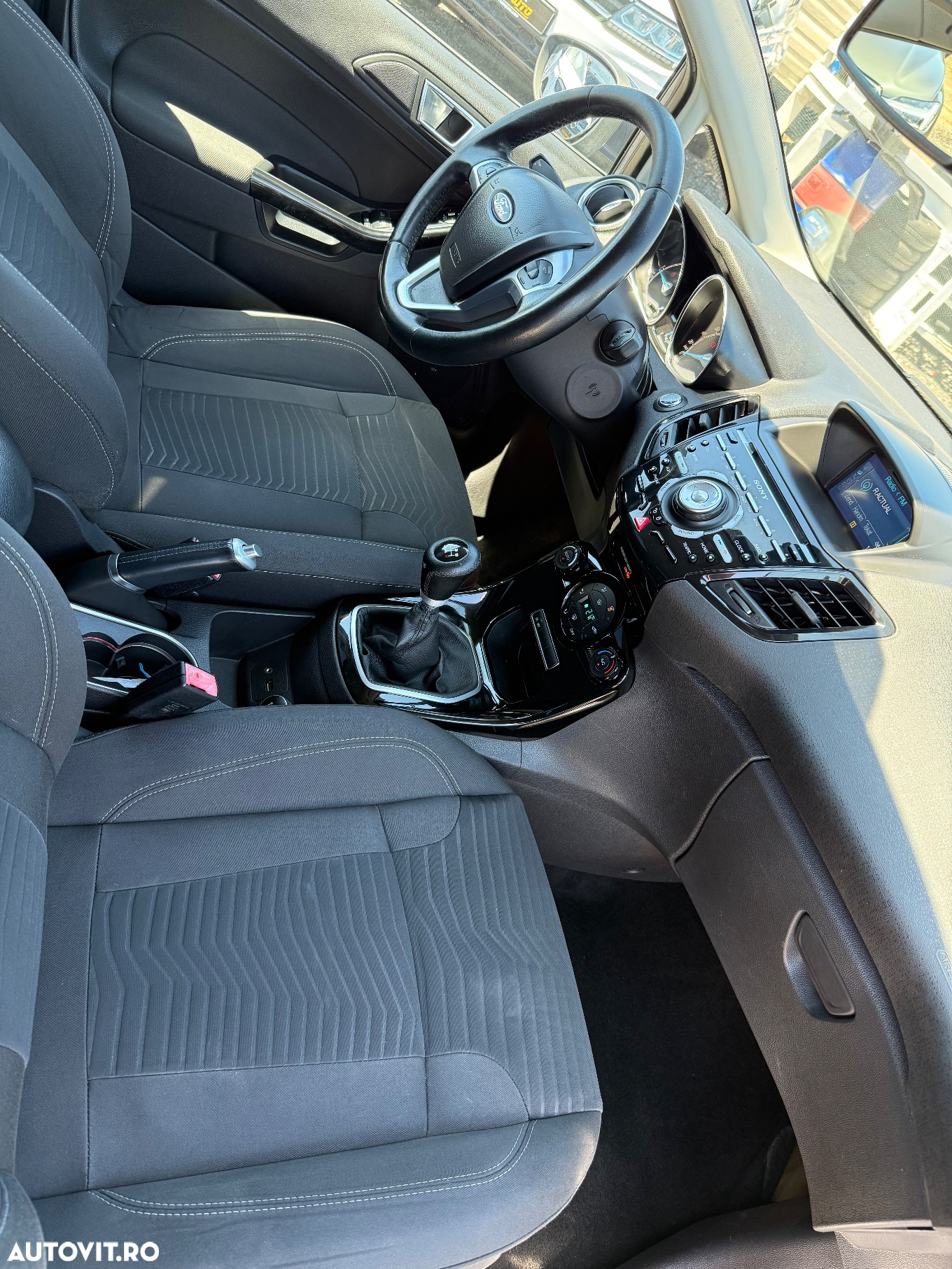 Ford Fiesta 1.6 TDCI Individual - 8