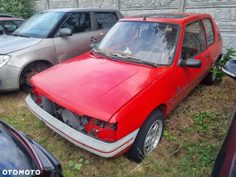 Peugeot 205