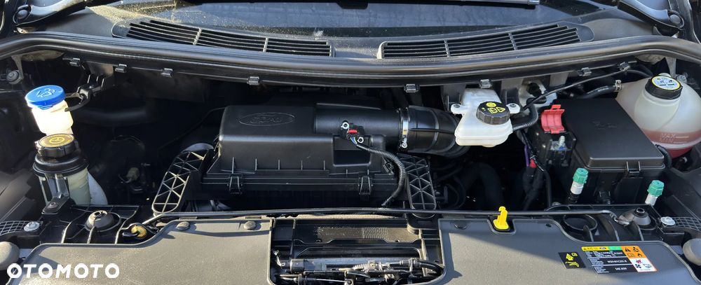 Ford Tourneo Custom 300 L2H1 VA Titanium - 35