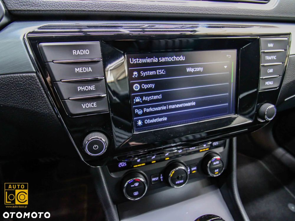 Skoda Superb 2.0 TDI Style DSG - 23