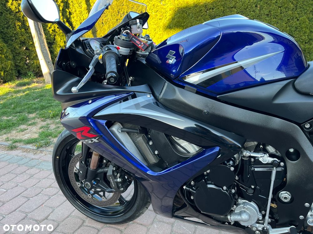 Suzuki GSX-R - 22