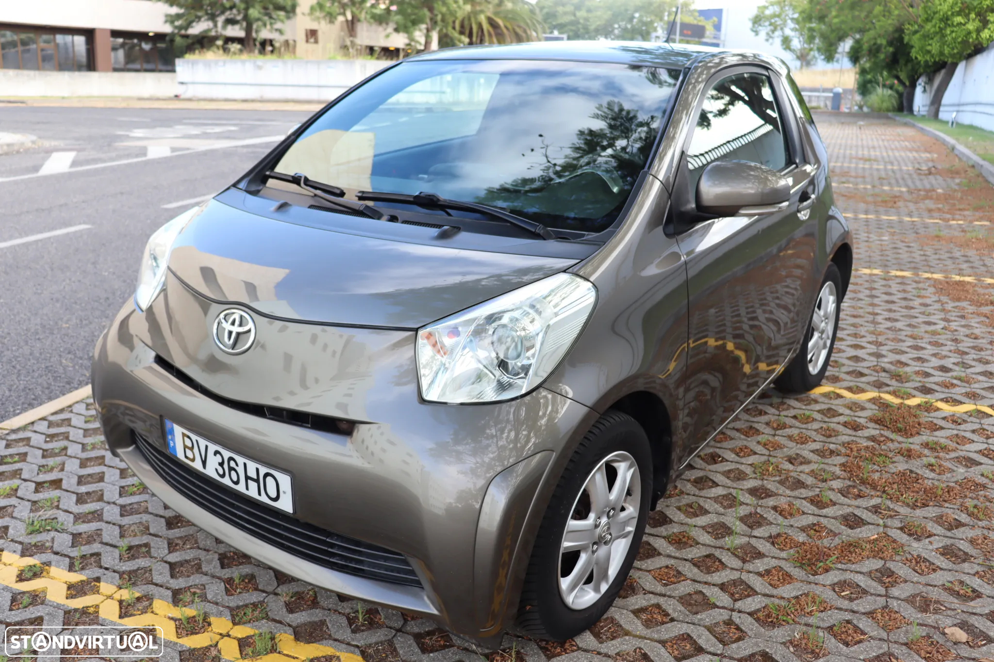 Toyota iQ 1.4 D-4D 2 EP - 42