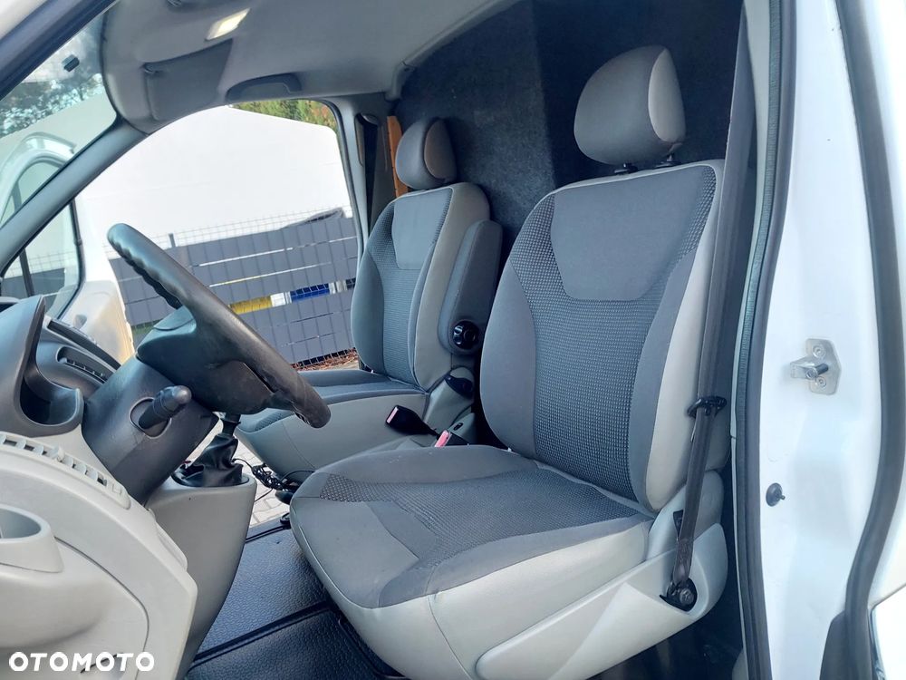 Opel VIVARO LONG - 33
