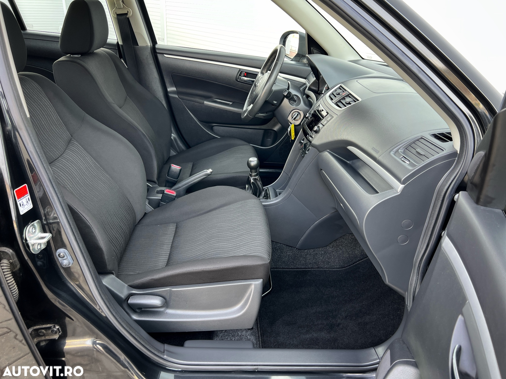 Suzuki Swift 1.2 GLX - 10