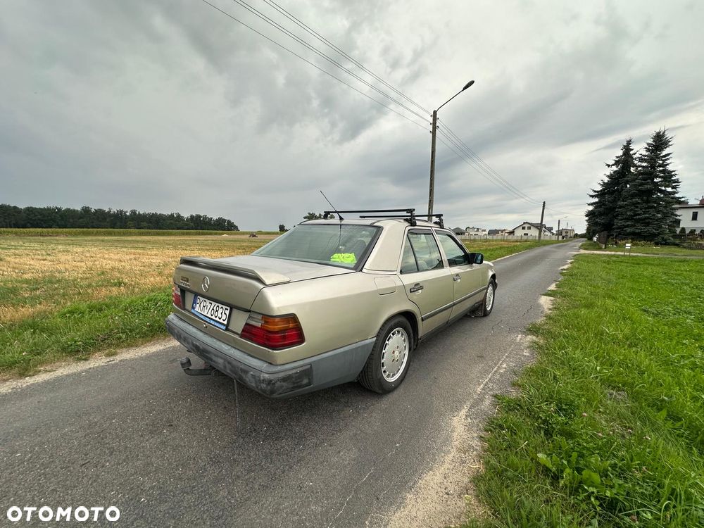 Mercedes-Benz W124 (1984-1993) - 5