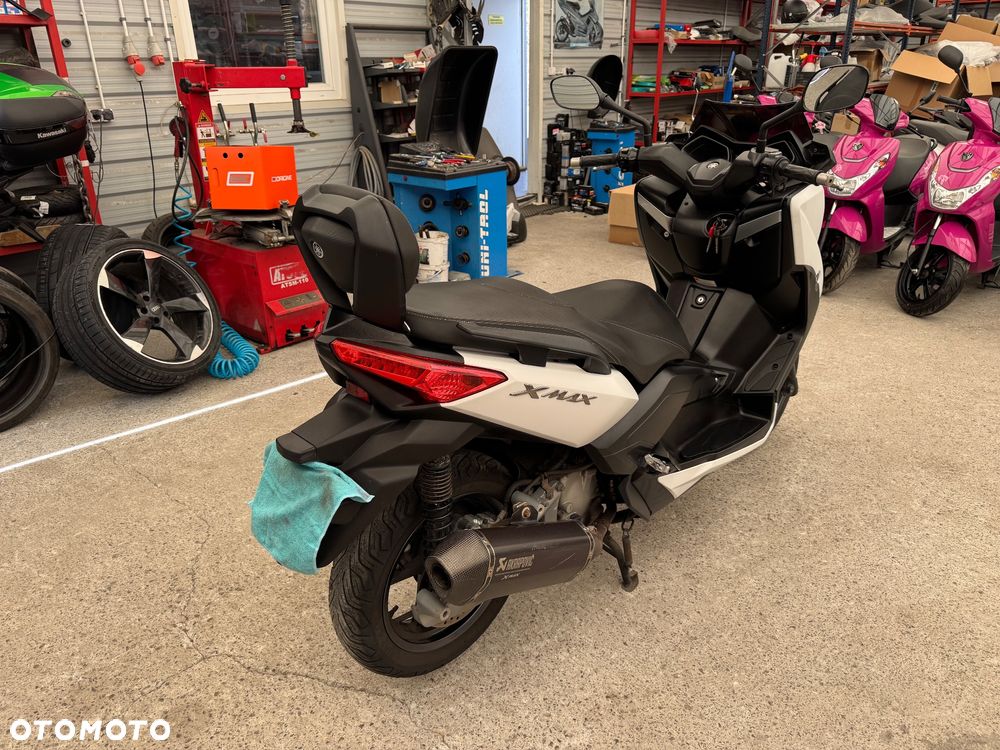 Yamaha X-max - 6