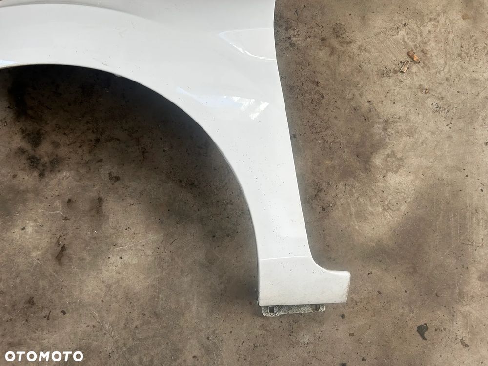 BŁOTNIK LEWY PRAWY PRZÓD FORD FIESTA MK7 - 7