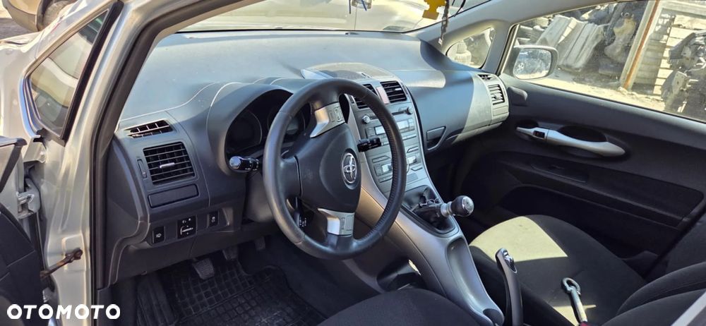 TOYOTA AURIS I 2,2 DCAT 177KM piasta zwrotnica prawy lewy przód - 8