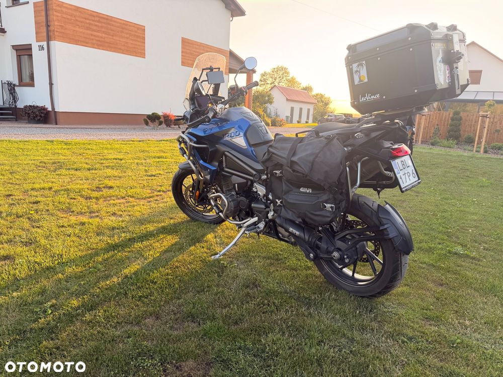 Triumph Tiger - 4