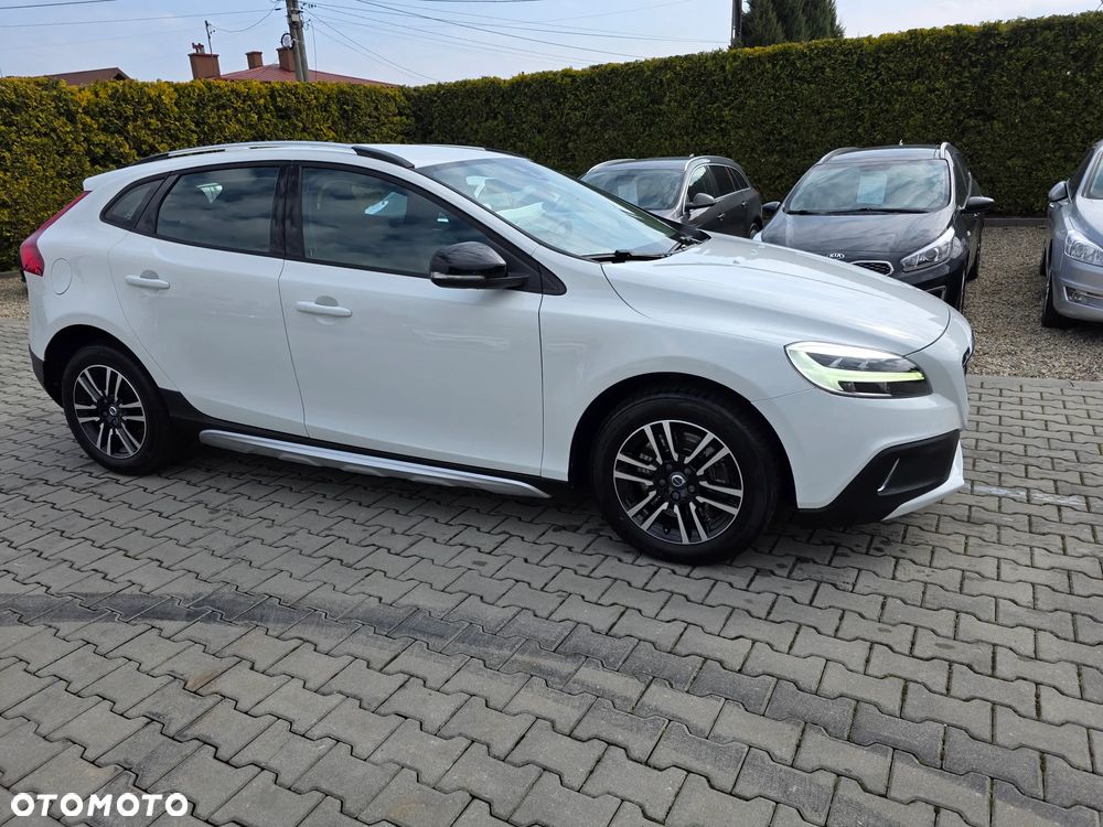 Volvo V40 D2 Drive-E Summum - 6