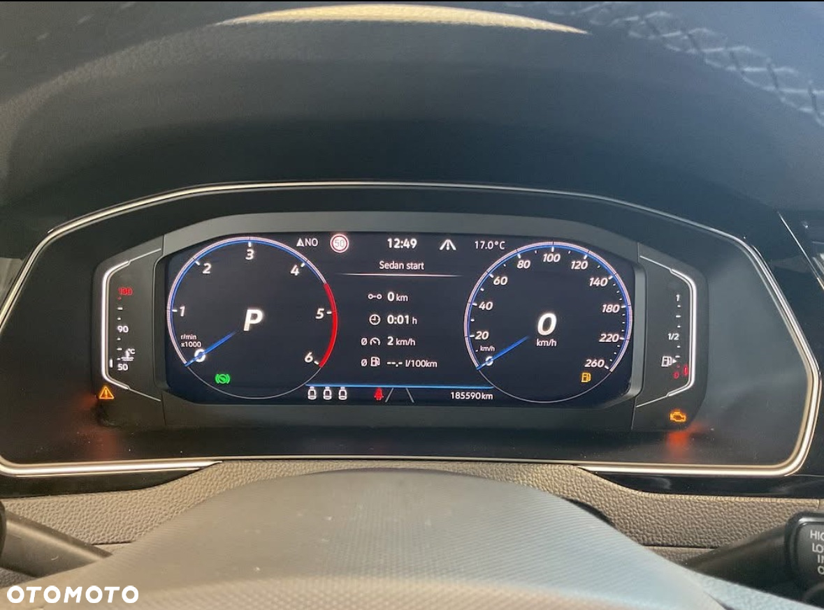 Volkswagen Passat Variant 2.0 TDI SCR DSG 4Motion Elegance - 7