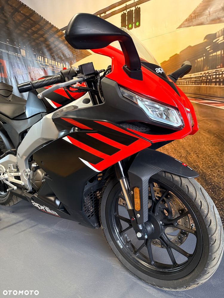 Aprilia RS - 9