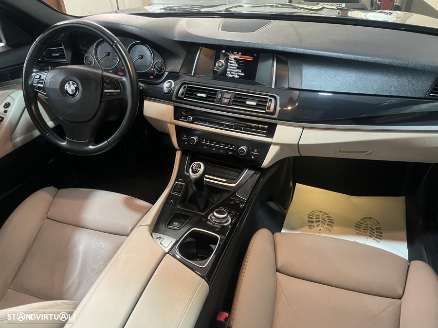 BMW 520 d Line Luxury - 30