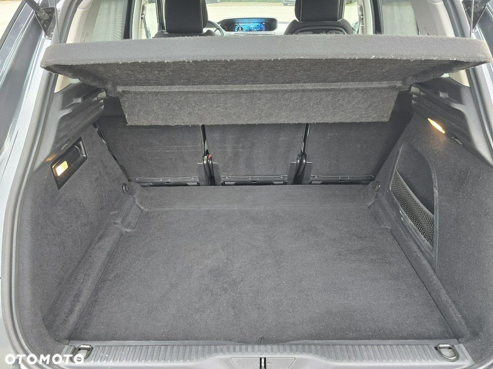 Citroën C4 Picasso - 19