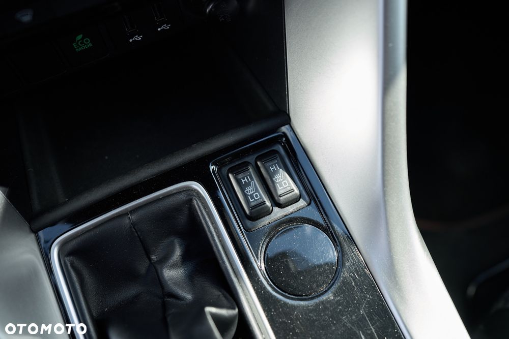 Mitsubishi Eclipse Cross - 17